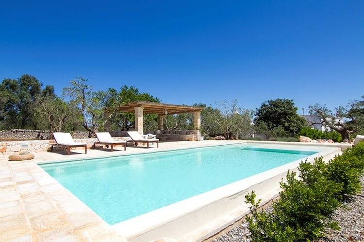 Villa en Valle de Itria con piscina in Calabrese, Salento
