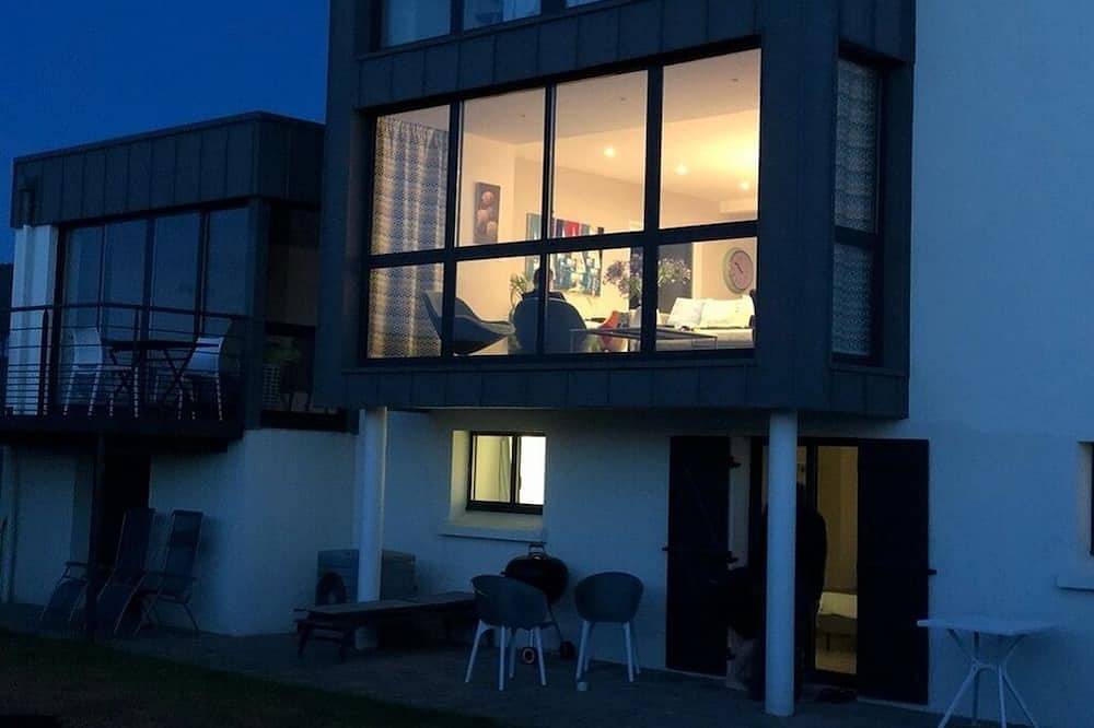 5 * Luxusvilla, Panoramablick auf das Meer, direkter Zugang zum Strand, Pool bei 28 in Santec, Ceinture Dorée