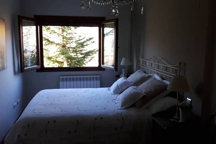 Gîte pour 6 personnes, avec jardin et piscine ainsi que jacuzzi et sauna à Panticosa - 3