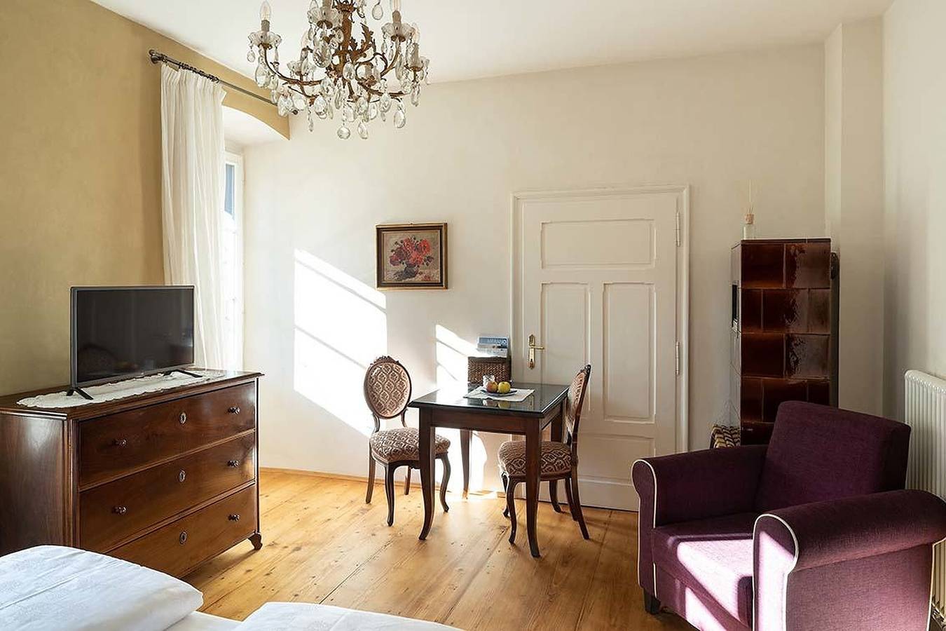 Ganze Wohnung, Ferienwohnung 'Villa Bergmann Husterer Suite' mit Gemeinschaftsgarten, Balkon und Wlan in Meran, Texelgruppe