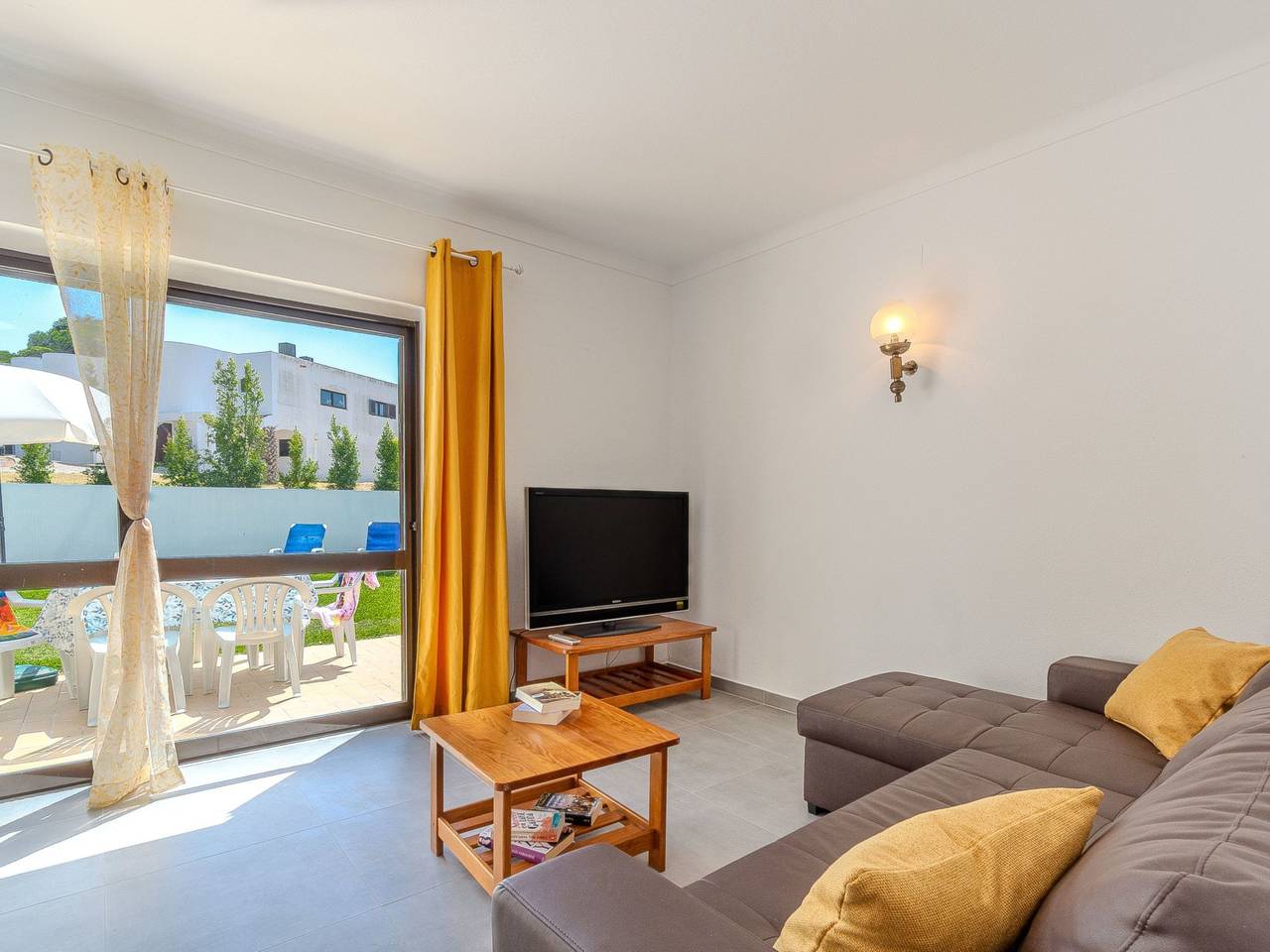 Amélia - Sunny Way in Albufeira, Faro District