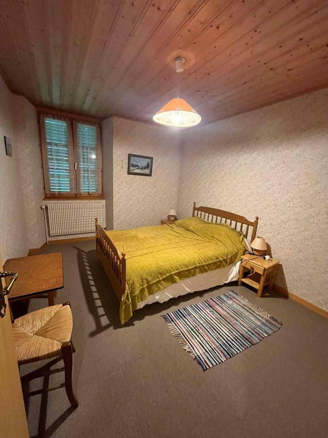 Gîte pour 11 personnes à Rochejean - 3