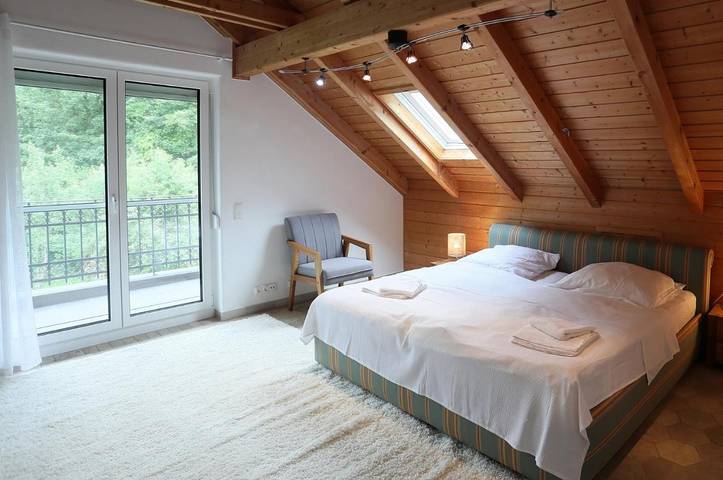 Ferienhaus für 11 Personen, mit Pool und Sauna sowie Ausblick und Garten in Münchner-umland - 4