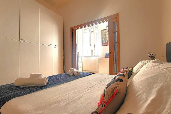 Ganze Wohnung, Beautiful 100sqm flat in the heart of Cagliari. Parking, 2 bedrooms, 2 bathrooms in Marina (Sardinia), Cagliari