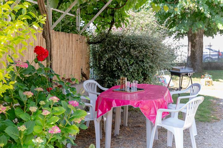 Gîte pour 7 personnes, avec Jardin