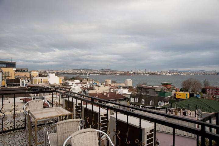 Alojamiento y desayuno para 3 personas, con jacuzzi además de terraza y sauna - 1