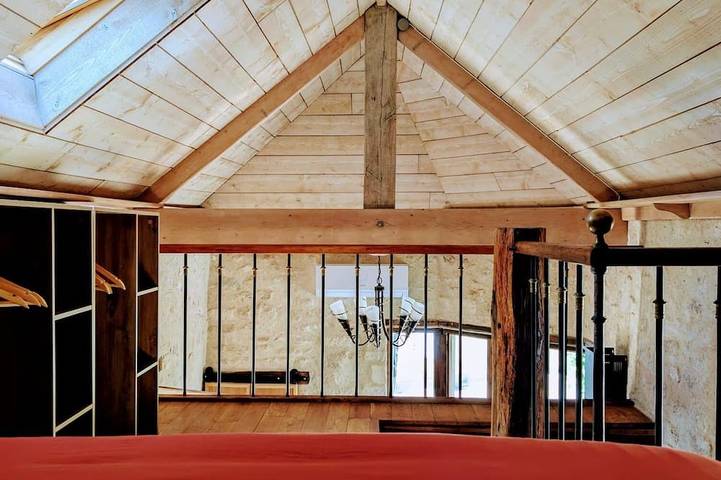 Apartamento entero, La Source, a charming duplex on the banks of the Aunette river in Senlis, Río Oise
