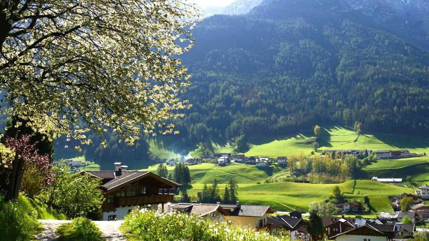 Pension für 4 Personen, mit Ausblick und Garten sowie Pool, kinderfreundlich im Stubaital - 3