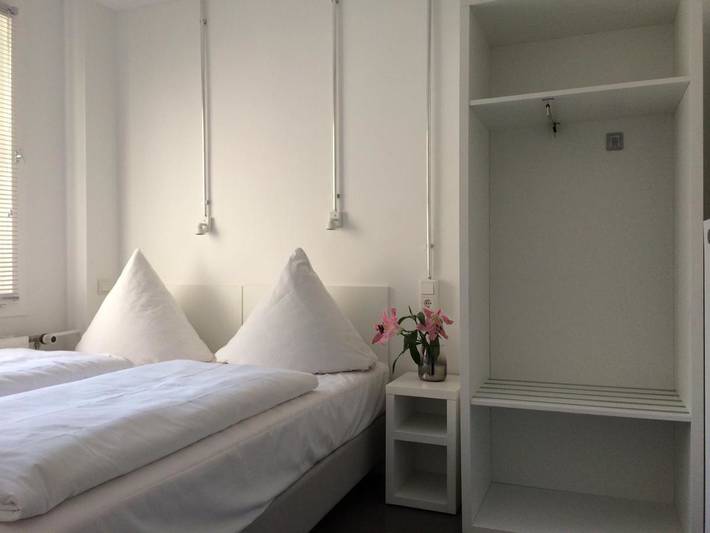 Ferienwohnung für 6 Personen, mit Ausblick und Balkon am Brandenburger Tor - 2