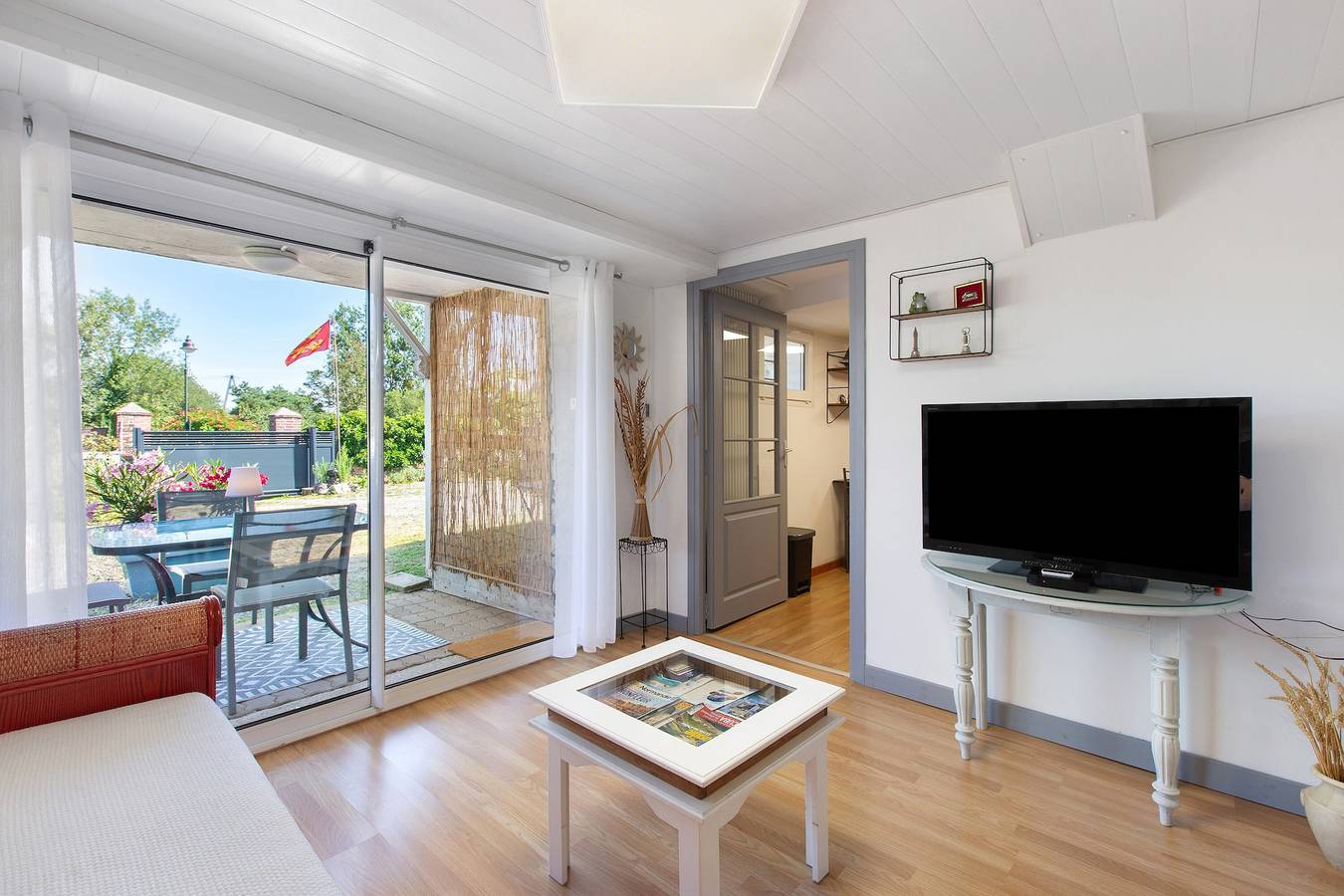Appartement entier, Gîte chez pierrot, pierrette  in La Rivière-Saint-Sauveur, Région de Lisieux