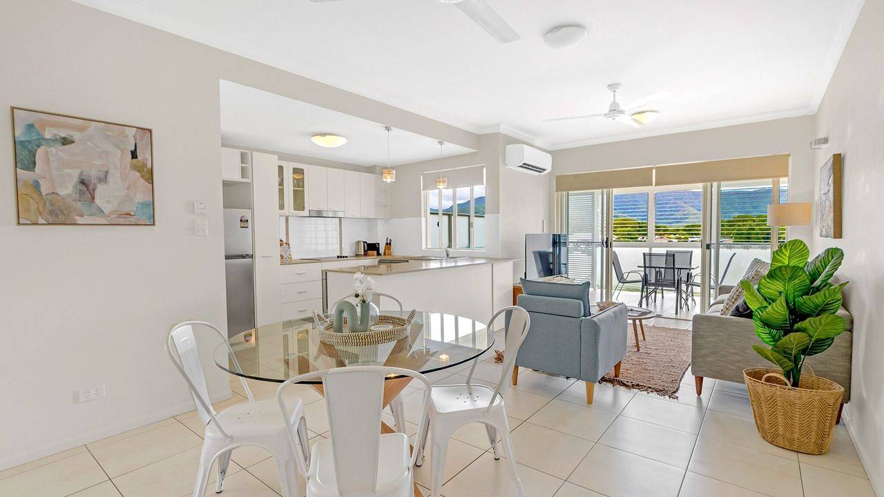 Entire holiday apartment, Ferienwohnung für 4 Personen (2 m²) in Trinity Beach in Trinity Beach, Cairns