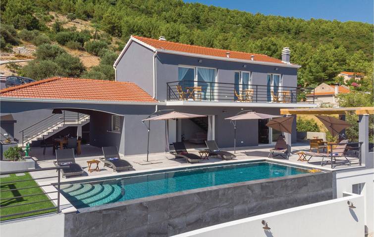 Ferienhaus für 6 Personen, mit Terrasse und Pool sowie Sauna in Kroatien - 4
