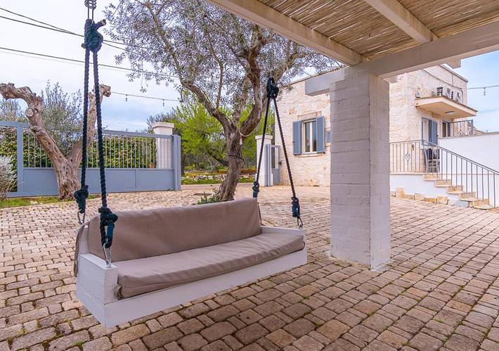 Location de vacances pour 4 personnes, avec jardin à Antonelli