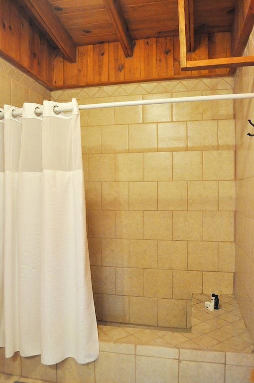 Ferienhaus für 7 Personen, mit Garten und Pool - 1