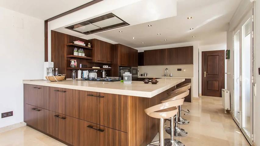 Location de vacances pour 9 personnes, avec jardin et piscine à Gualchos - 4