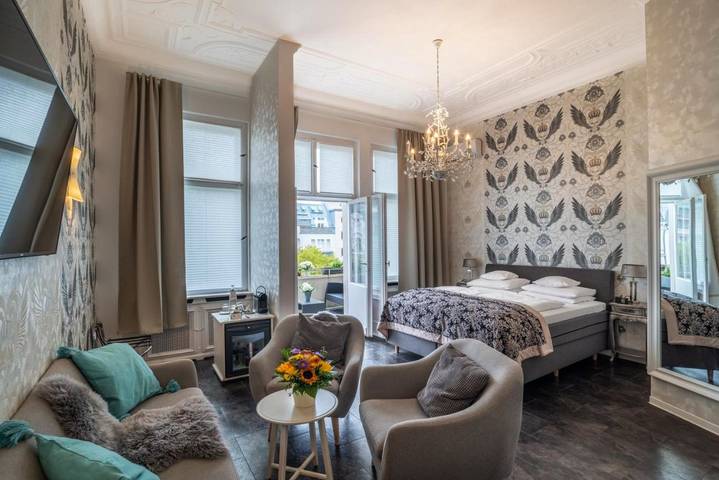 Hotel voor 10 personen, met Terras en Tuin in Berlin-Charlottenburg