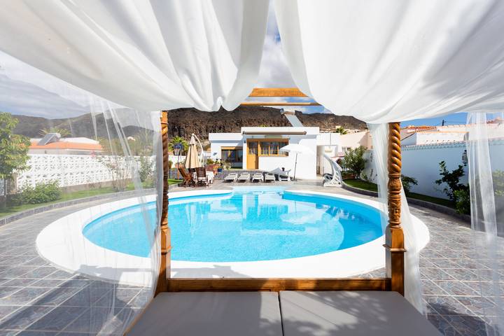 Bungalow für 3 Personen, mit Terrasse und Garten in Teneriffa Süd