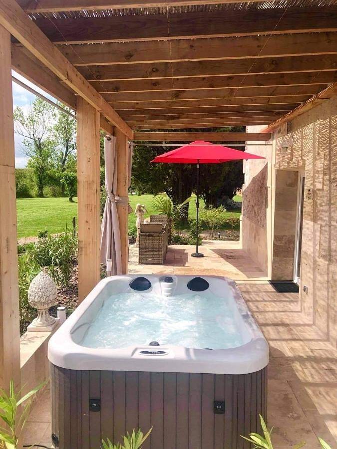 Suite avec Spa privatif à Albi La Mascrabiere Bed & Spa in Albi, Région d'Albi