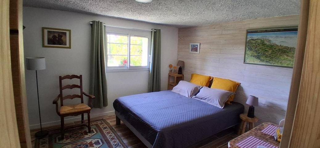 Location de vacances pour 2 personnes, avec Terrasse et Jardin à Chabeuil