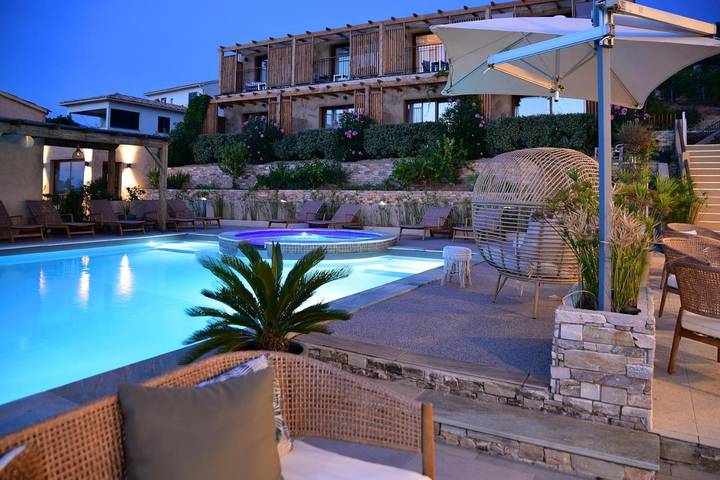 Hôtel pour 2 personnes, avec sauna et piscine ainsi que vue et jardin