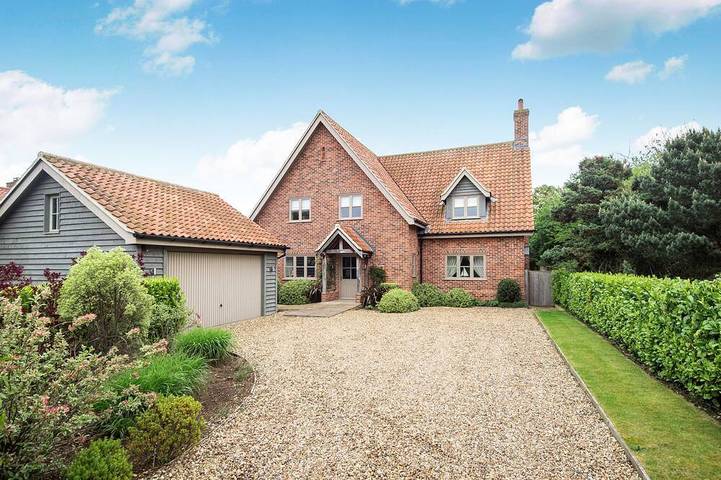 Cottage for 8 people, with terrace and garden in Thornham