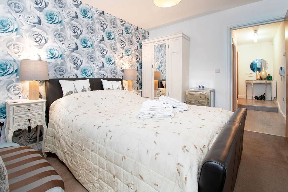 Eleven - One Bedroom Cottage, Sleeps 2 in Deganwy, Conwy region