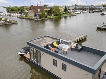Ferienhaus für 4 Personen, mit Balkon und Garten in den Niederlande
