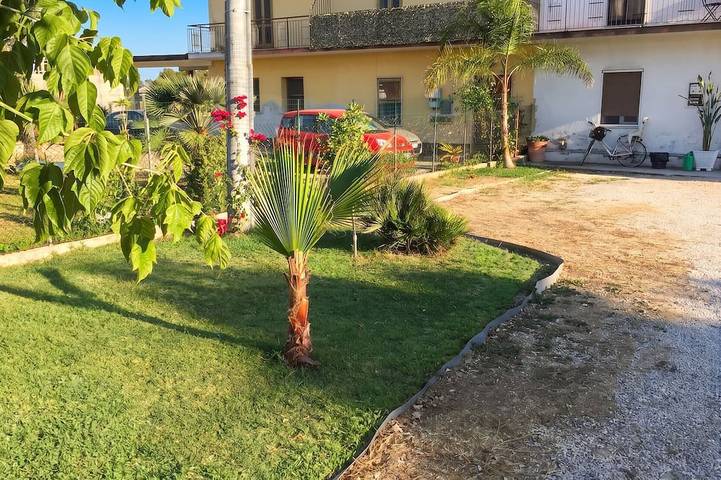 Appartamento intero, Homerez - App. Cioccatelli - Giardino, Parcheggio in Latina, Agro Pontino
