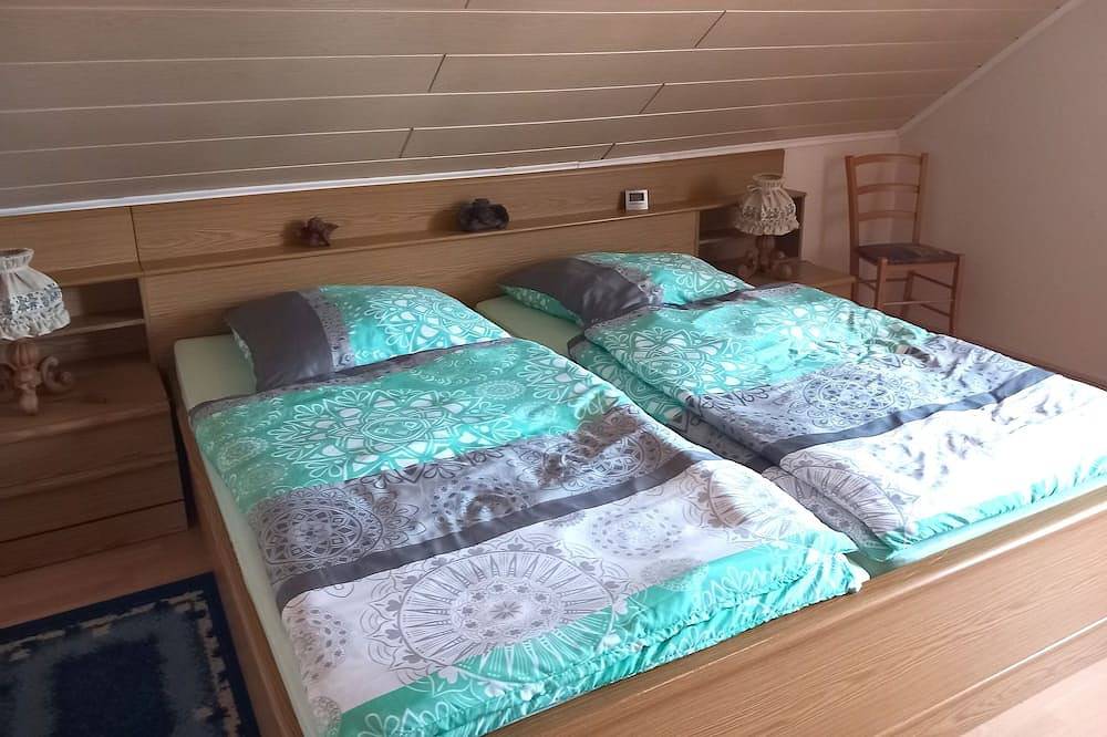Ganze Wohnung, Ferienwohnung mit 3 Schlafzimmer in Schönsee, Naturpark Oberpfälzer Wald