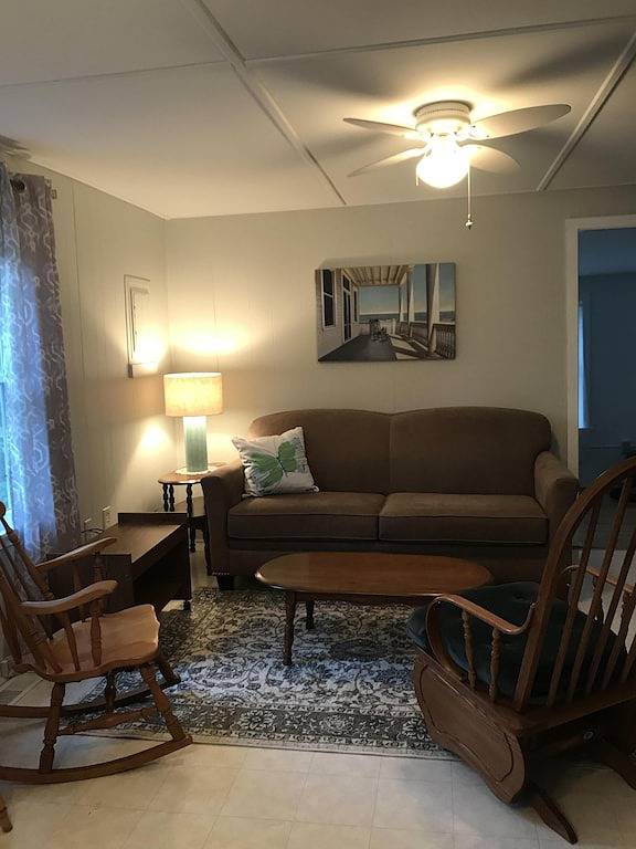 Super sauberes, helles, gut ausgestattetes Cottage - neu zum Vermietungsmarkt! in Cape Neddick, York County