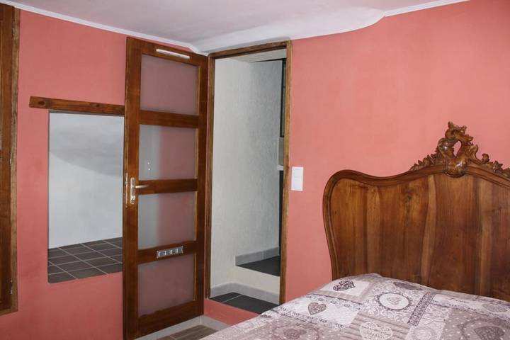 Gîte pour 4 personnes, avec jardin ainsi que vue et vue sur le lac à Saint-Julien-du-Verdon - 4