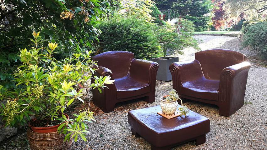 Location de vacances pour 2 personnes, avec terrasse et jardin dans le Doubs