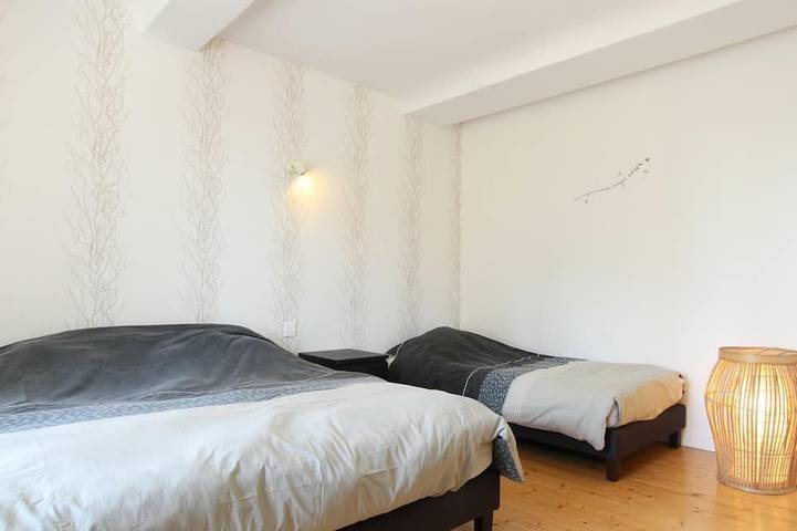 Gîte pour 8 personnes, avec jardin à Sainte-Marie-du-Mont - 2