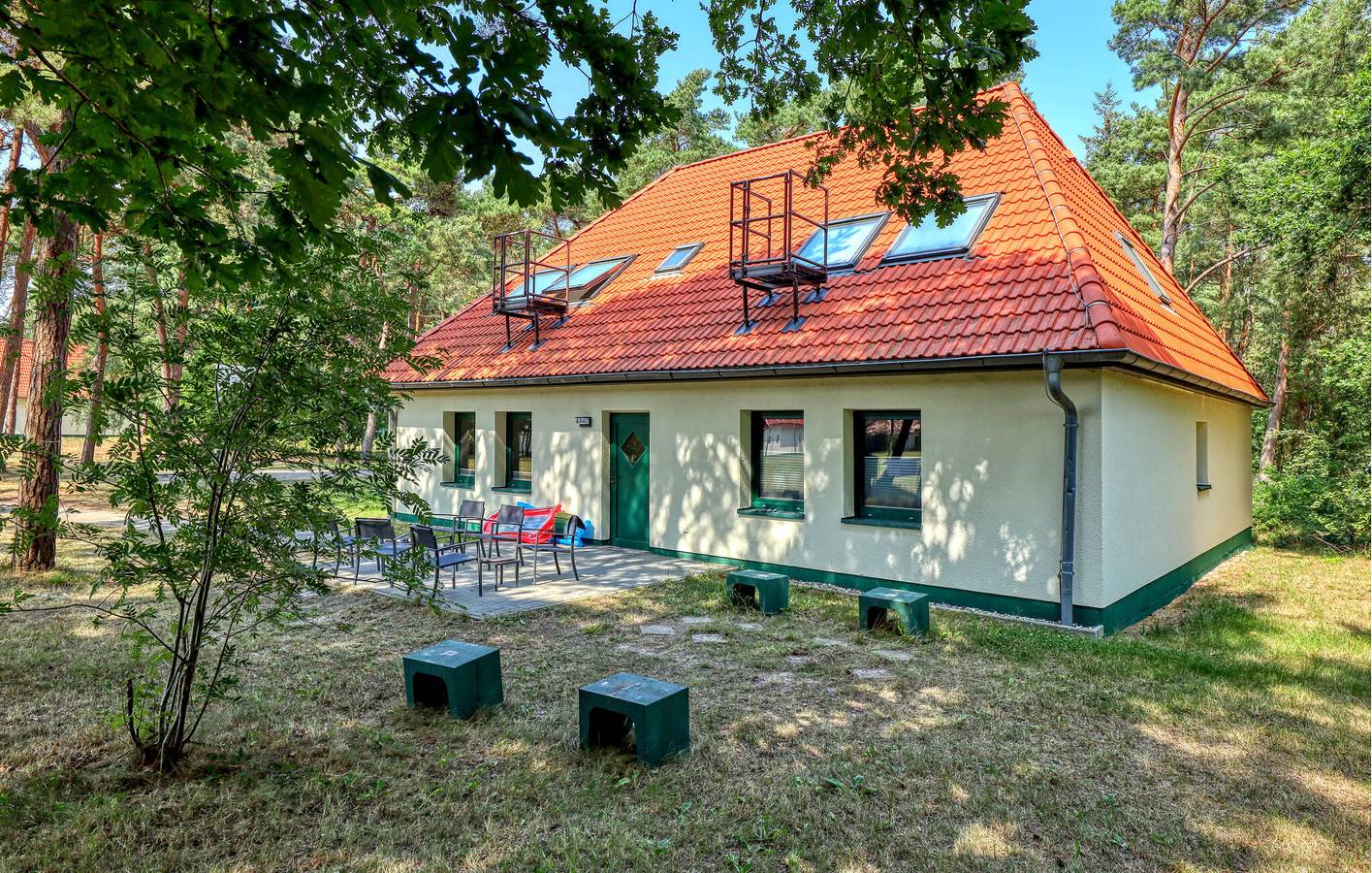 Ganze Ferienwohnung, Gemütliche Unterkunft am Strand mit Parkplatz und WiFi in Juliusruh, Rügen