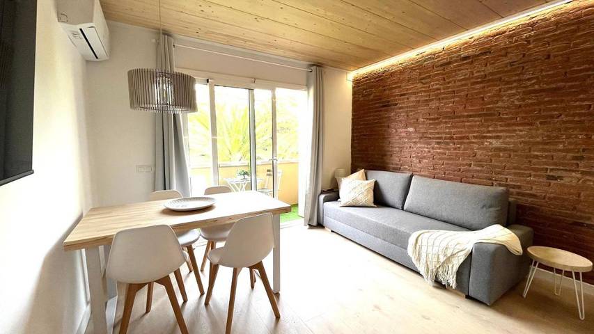 Gîte pour 6 personnes, avec Balcon ainsi que Terrasse et Vue à Terrassa