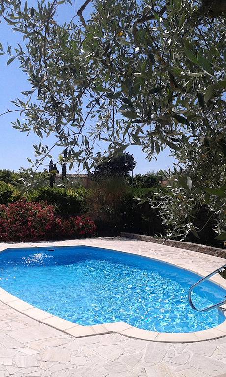 Chambre d’hôte pour 2 personnes, avec terrasse et piscine, animaux acceptés