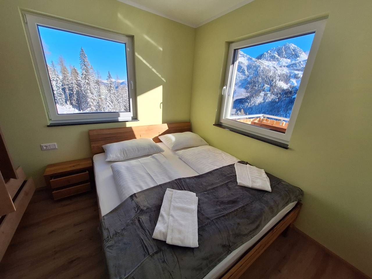 Ganze Wohnung, Ferienwohnung '1' mit Bergblick, Gemeinschaftsgarten und Wlan in Sonnenalpe Naßfeld, Hermagor-Pressegger See