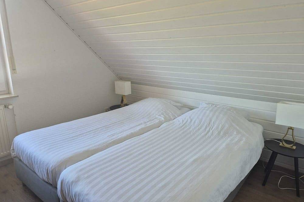 Ganze Wohnung, Ferienhaus Freiblick A in Ditzumerverlaat, Bunde