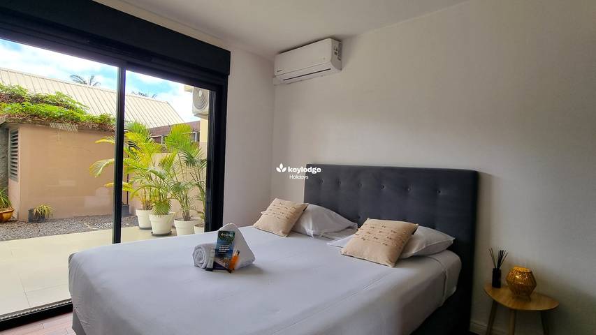 Gîte pour 2 personnes, avec terrasse et jardin dans Sainte-Clotilde - 2