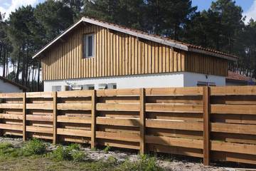 Gîte pour 2 personnes, avec jardin et terrasse à Escource