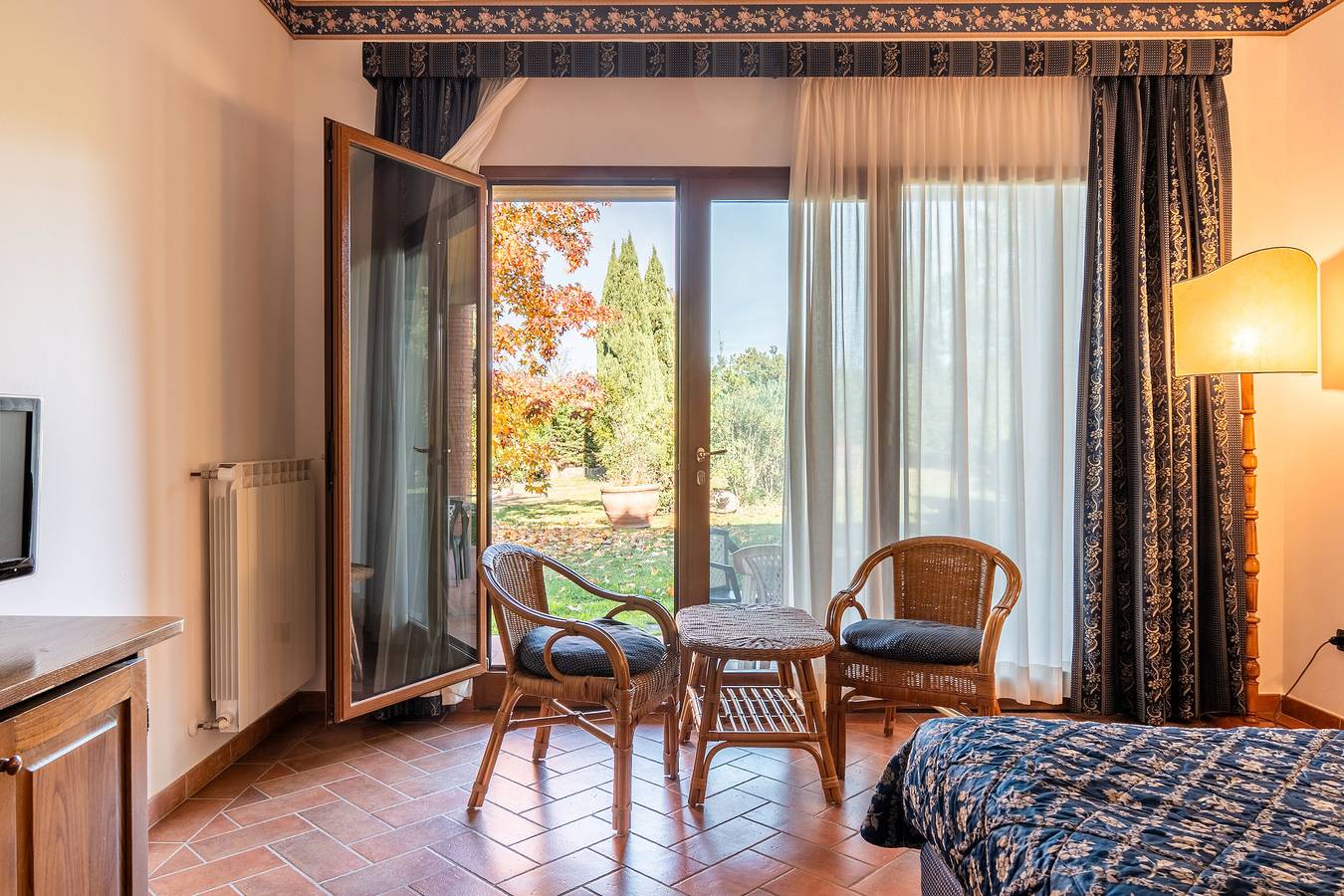 Chambre '61 H Fattoria Degli Usignoli' avec piscine partagée, Wi-Fi et climatisation in San Donato Fronzano, Valdarno
