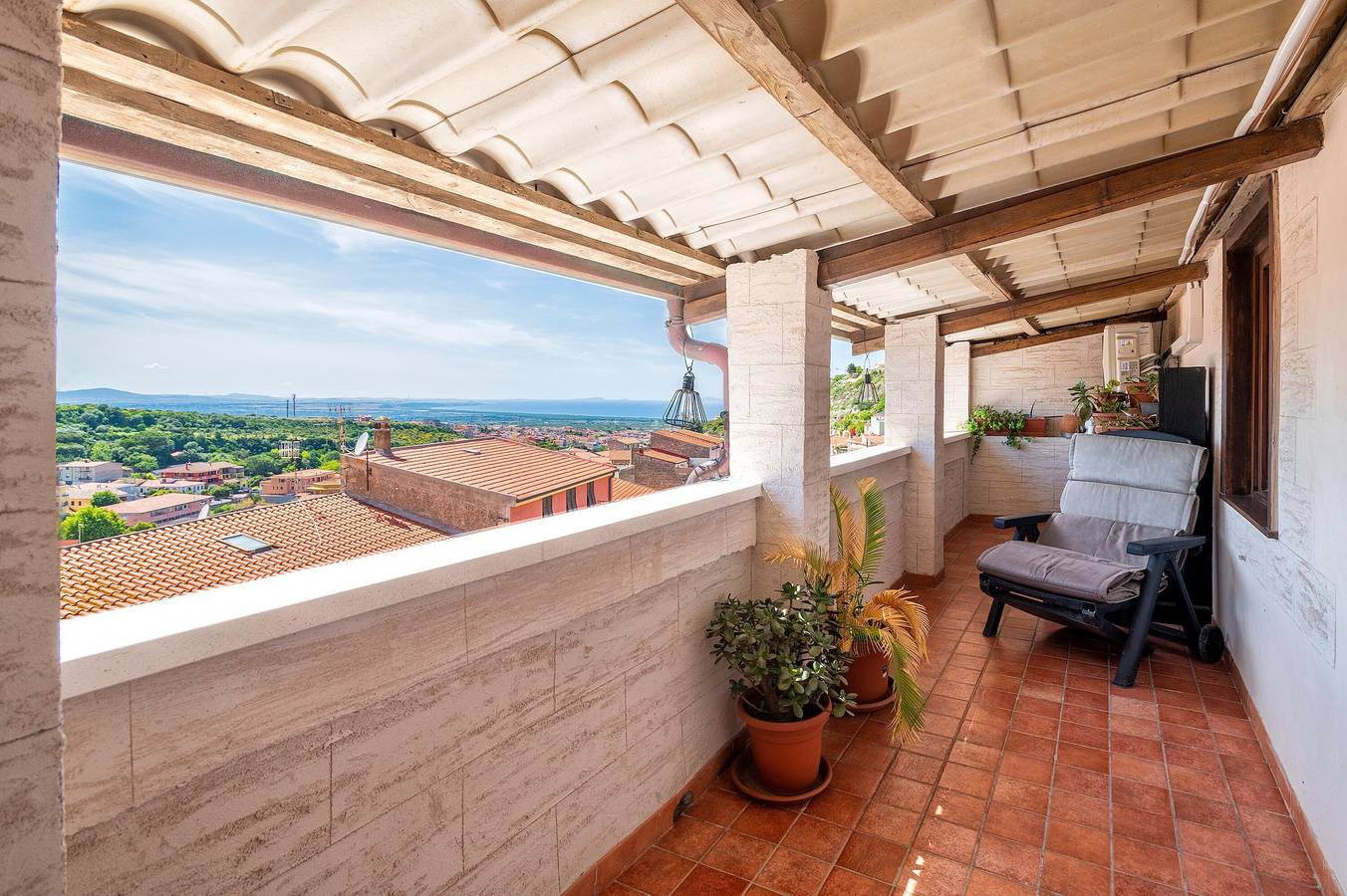 Appartamento intero, Appartamento 'La Contessa' con vista sulle montagne, Wi-Fi e aria condizionata in Sennori, Provincia di Sassari