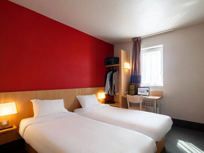 Hôtel pour 2 personnes à Maurepas - 4