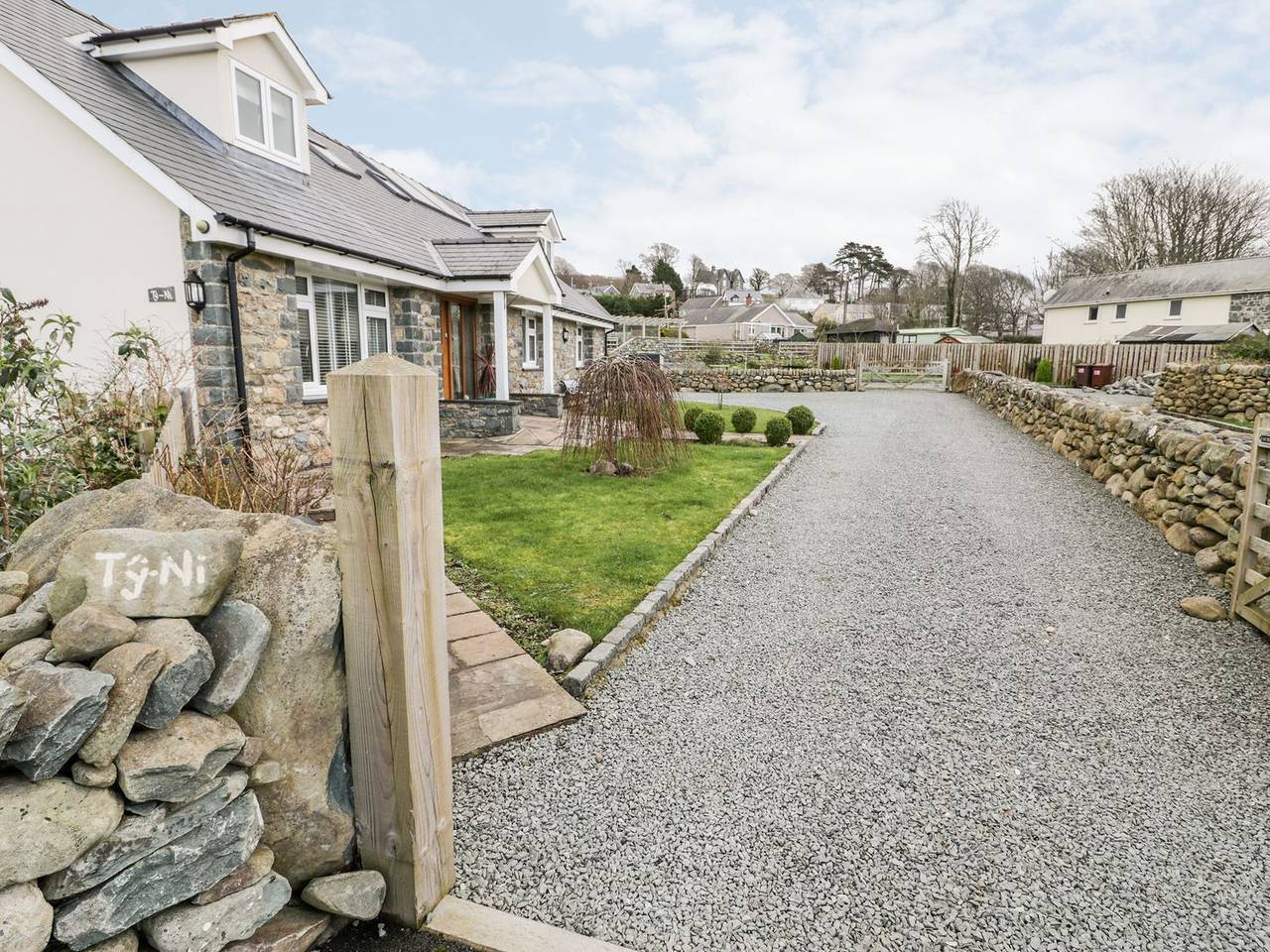 Ty Ni in Dyffryn Ardudwy, Snowdonia