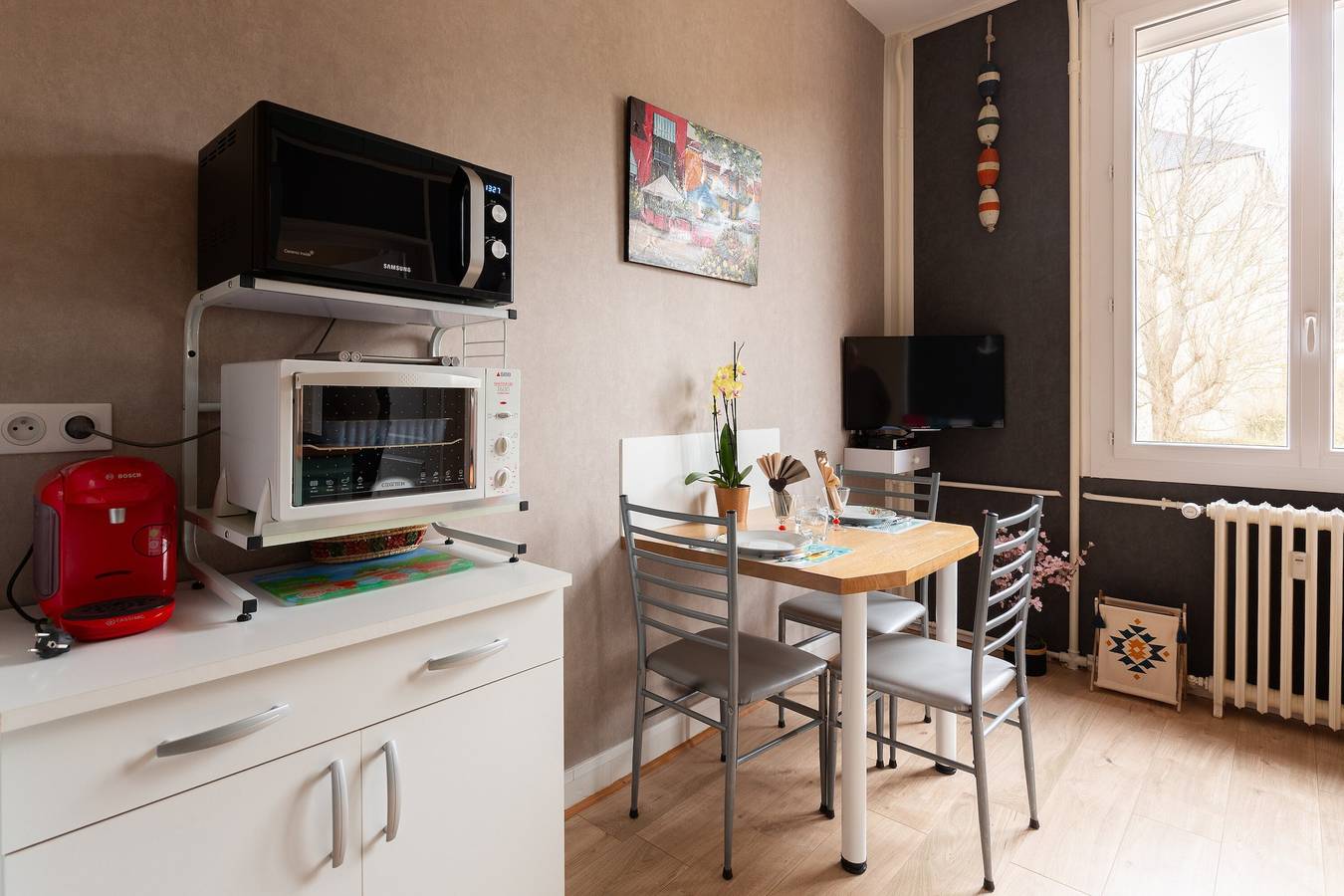 Appartement entier, Appartement « Résidence Pleine Mer » avec vue sur la mer et jardin commun in Saint-Pierre-en-Port, Région du Havre