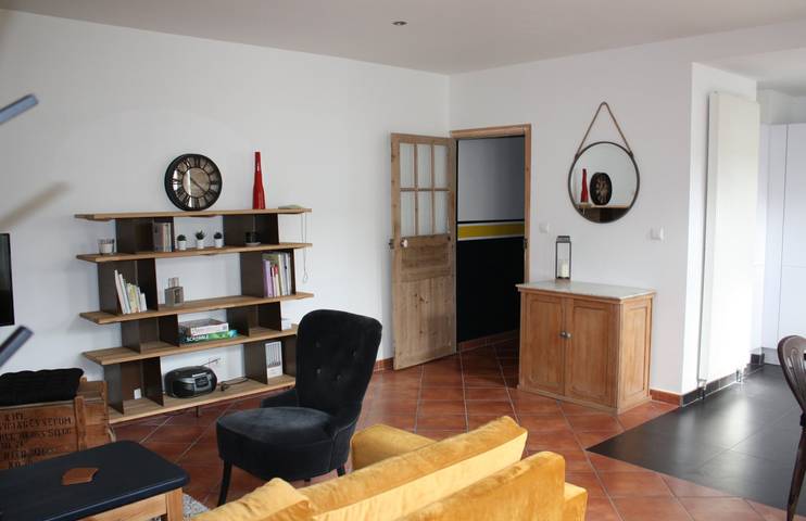 Gîte pour 4 personnes, avec jardin et terrasse ainsi que sauna et jacuzzi dans Santes
