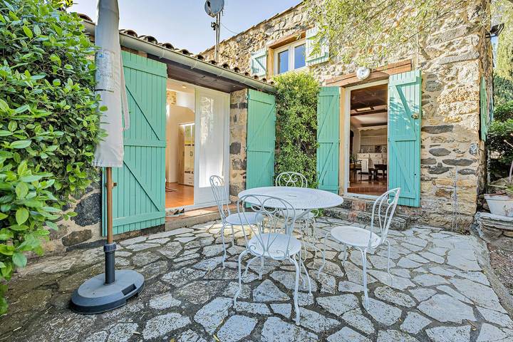 Maison de vacances pour 3 personnes, avec Terrasse et Jardin