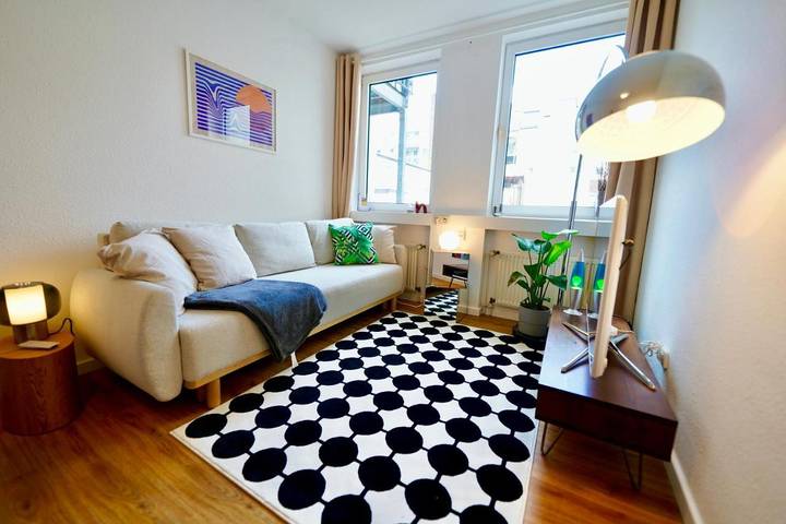 Ferienwohnung für 7 Personen, mit Ausblick in Köln