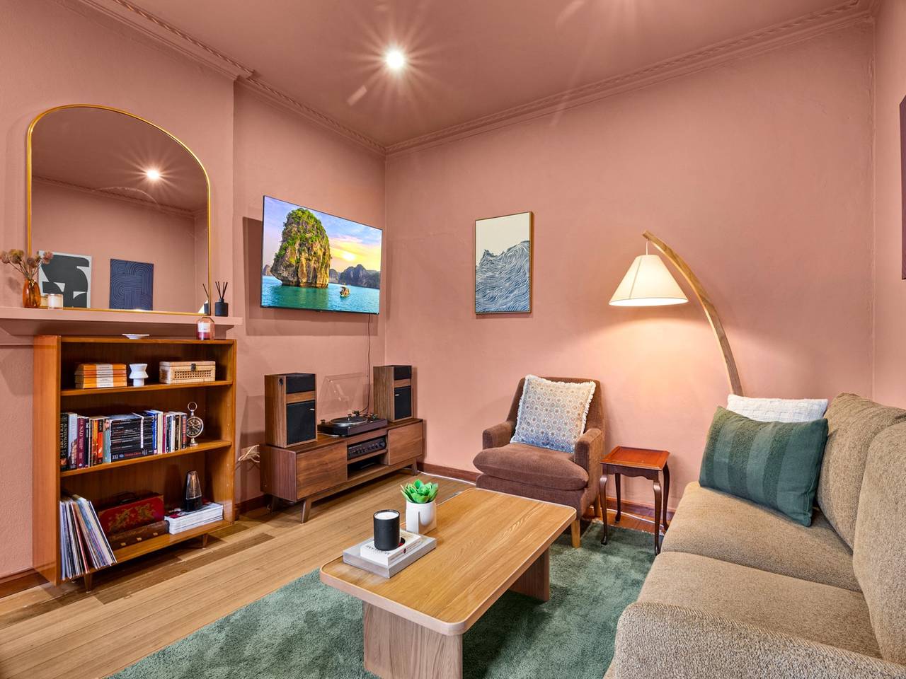 Entire apartment, Stylish 1 Bed Apartment in East Melbourne in East Melbourne, Melbourne