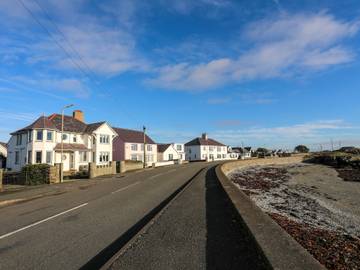 Cottage for 10 People in Trearddur Bay, Isle of Anglesey, Photo 1